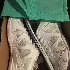 Chasse Cheer Shoes